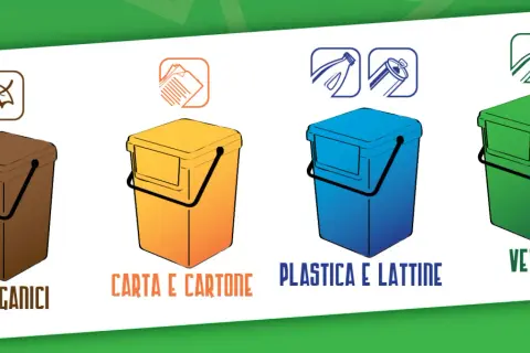 Contenitori per la raccolta differenziata: organico, carta e cartone, plastica e lattine, vetro.