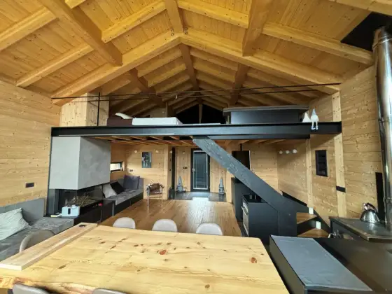 Tetto in legno per case green - Guida completa all'efficienza